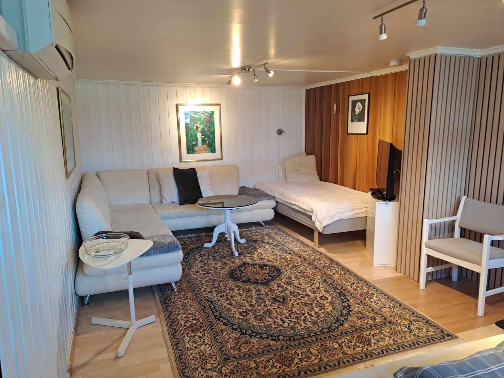 Apartment Tryms Vei 20A - Stor Leilighet Kristiansand Exteriör bild